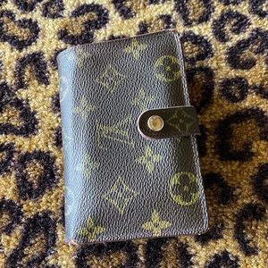 Vintage Louis Vuitton foldable wallet